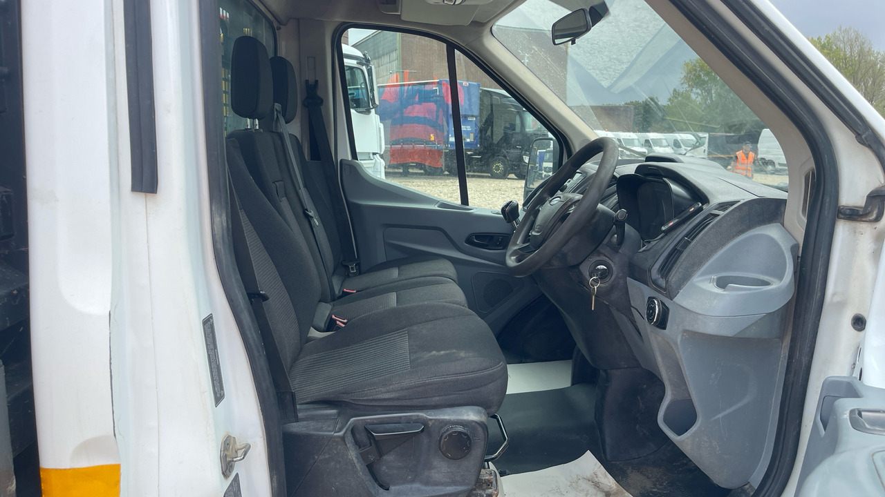 FORD TRANSIT 350 2.2 TDCI 125PS - Caja abierta furgoneta: foto 5 FORD TRANSIT 350 2.2 TDCI 125PS - Caja abierta furgoneta: foto 5