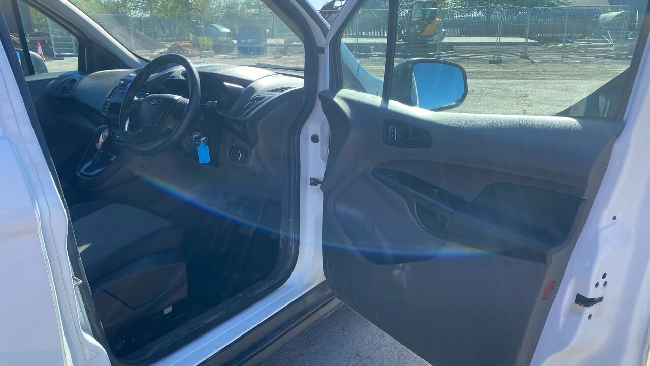 FORD TRANSIT CONNECT 220 1.5 ECOBLUE 100PS - Furgoneta pequeña: foto 5 FORD TRANSIT CONNECT 220 1.5 ECOBLUE 100PS - Furgoneta pequeña: foto 5