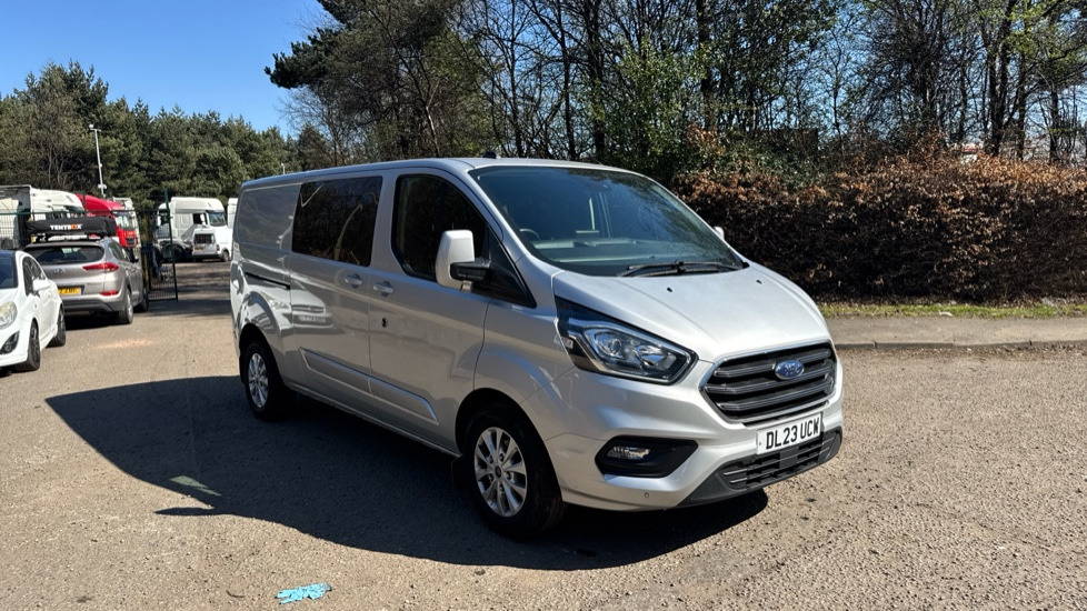 FORD TRANSIT CUSTOM 300 LIMITED 2.0 TDCI 130PS - Furgoneta combi: foto 1 FORD TRANSIT CUSTOM 300 LIMITED 2.0 TDCI 130PS - Furgoneta combi: foto 1