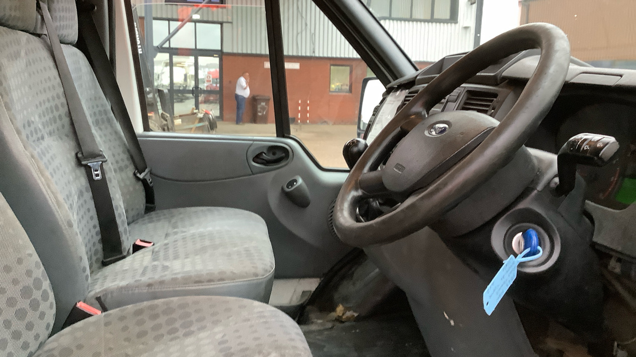 FORD TRANSIT T350 TDCI 125PS - Volquete furgoneta: foto 5 FORD TRANSIT T350 TDCI 125PS - Volquete furgoneta: foto 5