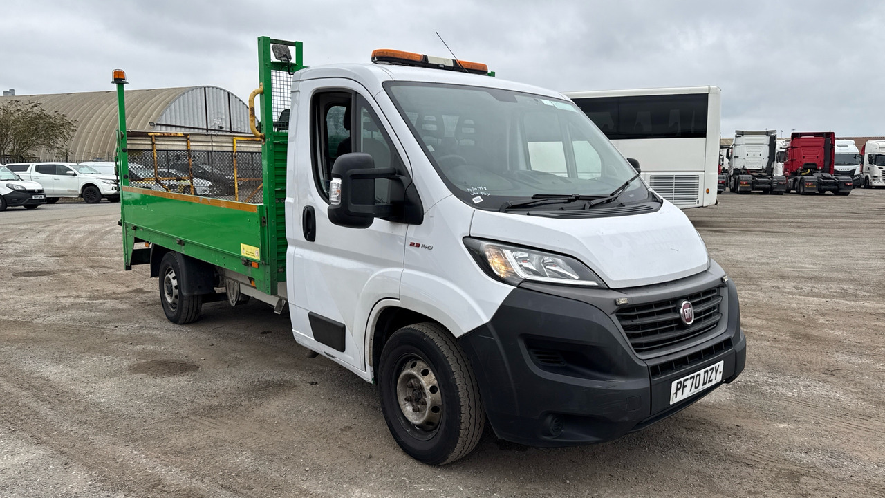 Fiat Ducato 35 2.3 Multijet 140PS - Caja abierta furgoneta: foto 1 Fiat Ducato 35 2.3 Multijet 140PS - Caja abierta furgoneta: foto 1