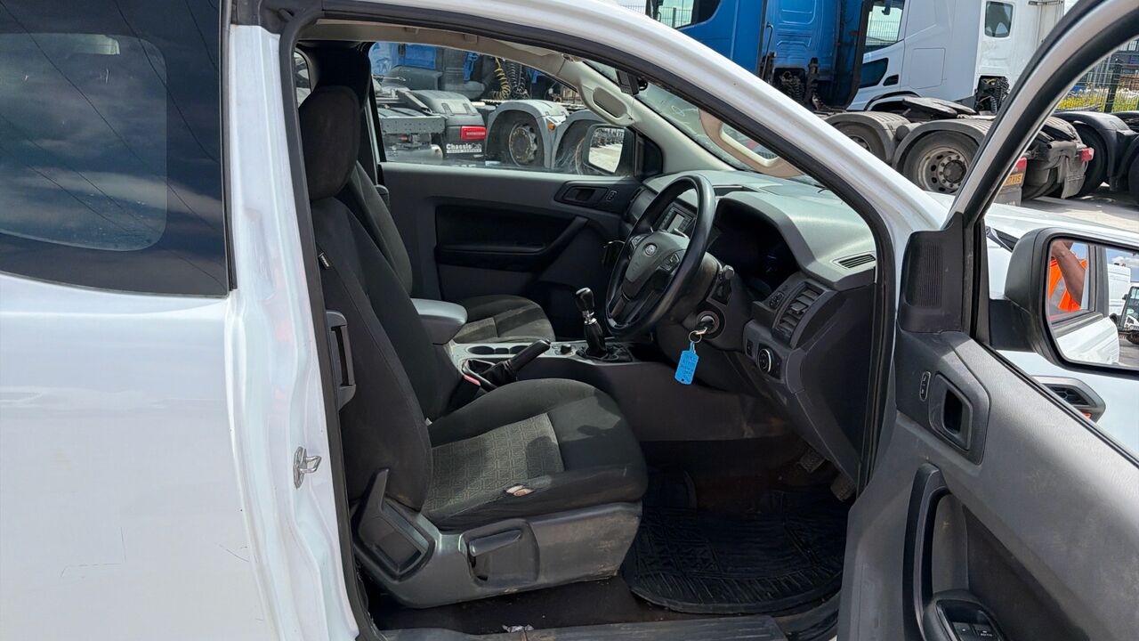 Ford Ranger 150 XL 2.2 TDCI SUPER CAB - Pick-up: foto 5 Ford Ranger 150 XL 2.2 TDCI SUPER CAB - Pick-up: foto 5