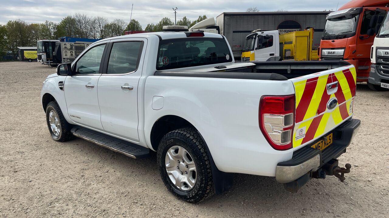 Ford Ranger LIMITED 2.2 TDCi 150PS - Pick-up, Furgoneta combi: foto 3 Ford Ranger LIMITED 2.2 TDCi 150PS - Pick-up, Furgoneta combi: foto 3