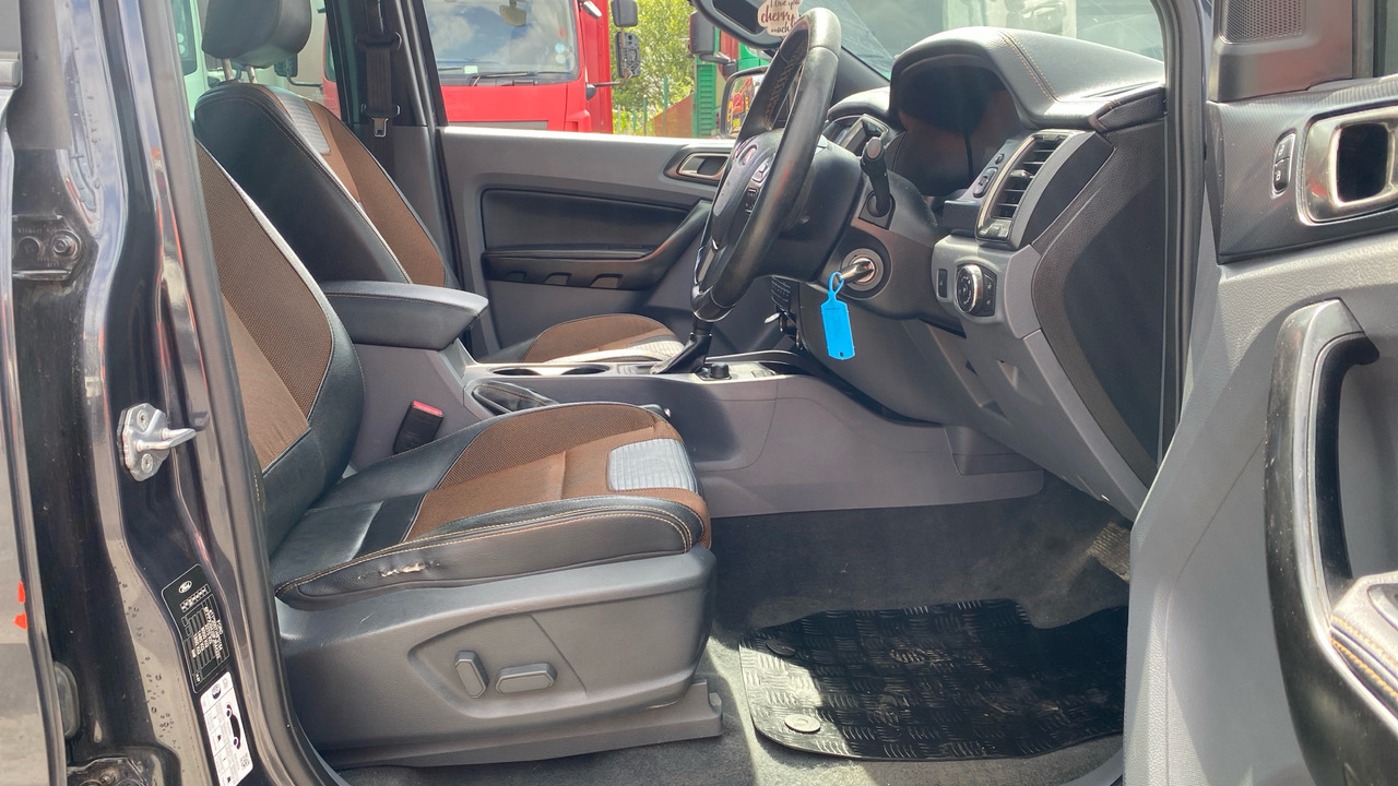 Ford Ranger WILDTRAK 200 3.2 TDCi - Pick-up, Furgoneta combi: foto 5 Ford Ranger WILDTRAK 200 3.2 TDCi - Pick-up, Furgoneta combi: foto 5