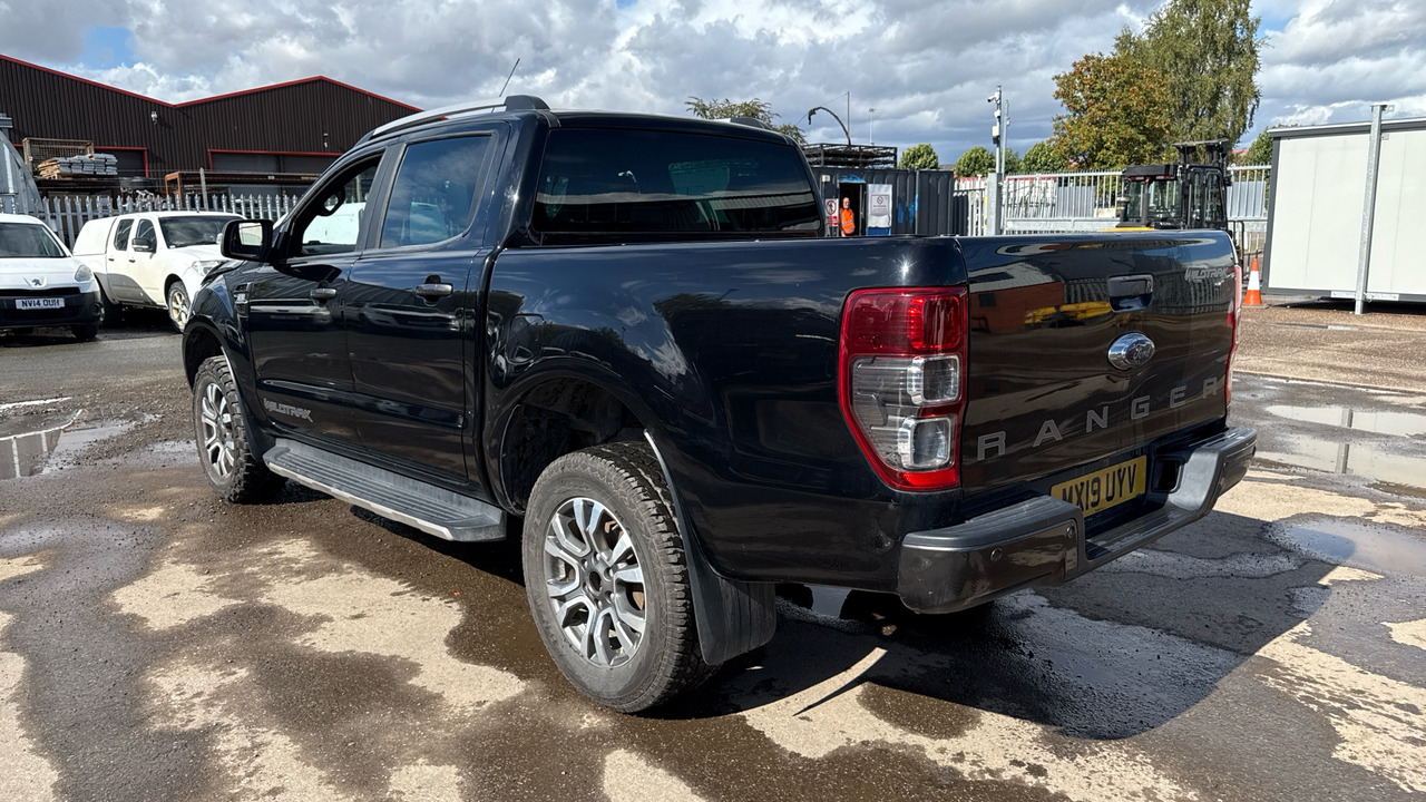 Ford Ranger WILDTRAK 3.2 TDCI 200PS - Pick-up, Furgoneta combi: foto 3 Ford Ranger WILDTRAK 3.2 TDCI 200PS - Pick-up, Furgoneta combi: foto 3
