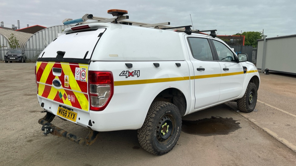 Ford Ranger Xl 2.2 Tdci DCB - Pick-up, Furgoneta combi: foto 4 Ford Ranger Xl 2.2 Tdci DCB - Pick-up, Furgoneta combi: foto 4