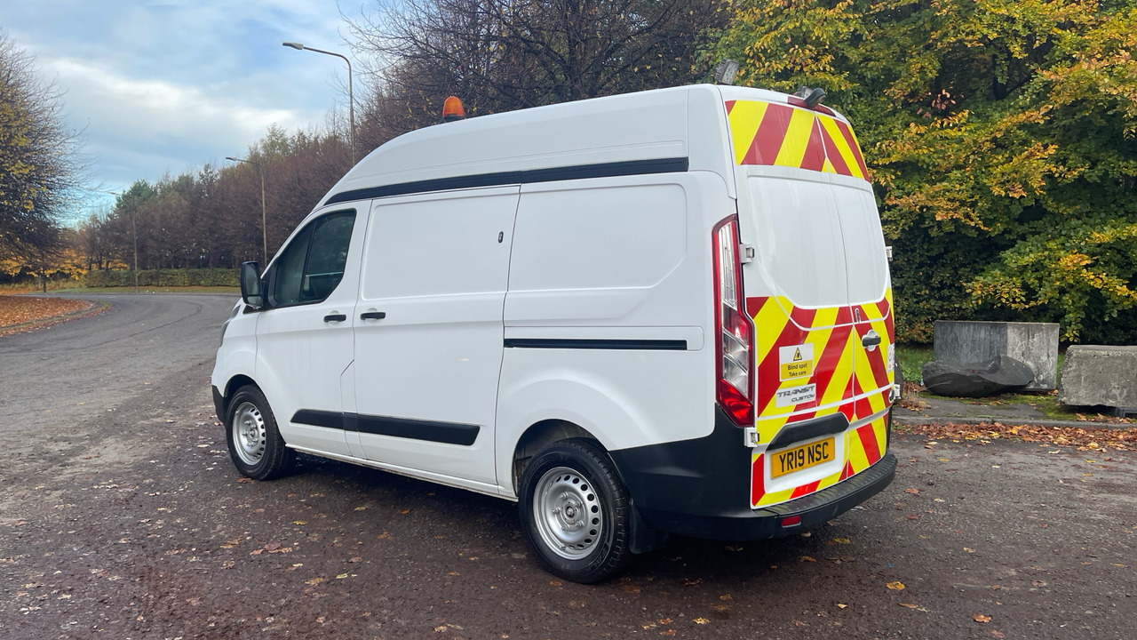 Ford Transit 340 2.0 TDCi 130PS - Furgoneta pequeña: foto 3 Ford Transit 340 2.0 TDCi 130PS - Furgoneta pequeña: foto 3