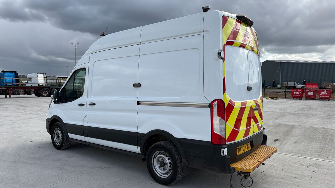 Ford Transit 350 2.0 ECOBLUE 130PS - Furgón: foto 3 Ford Transit 350 2.0 ECOBLUE 130PS - Furgón: foto 3