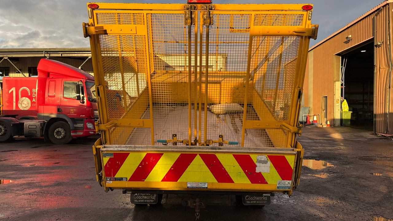 Volquete furgoneta Ford Transit 350 2.0 TDCI 130PS: foto 17