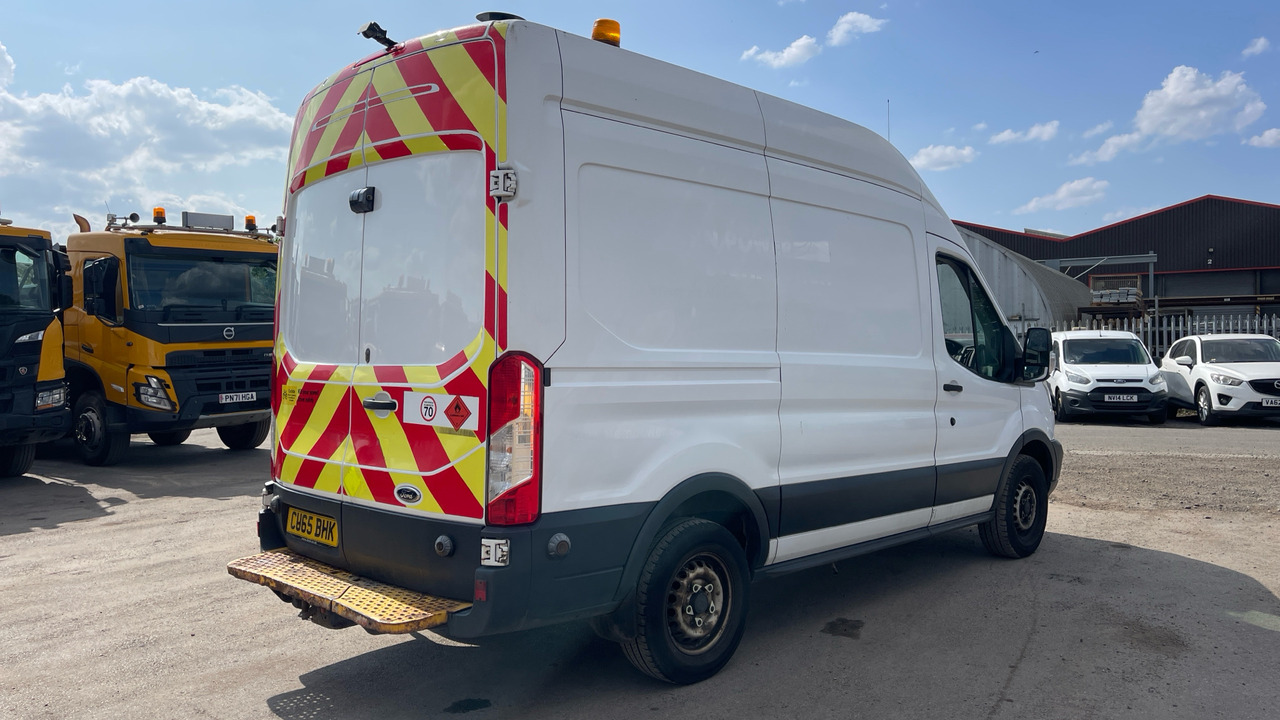 Ford Transit 350 2.2 TDCi 155ps - Furgón: foto 4 Ford Transit 350 2.2 TDCi 155ps - Furgón: foto 4