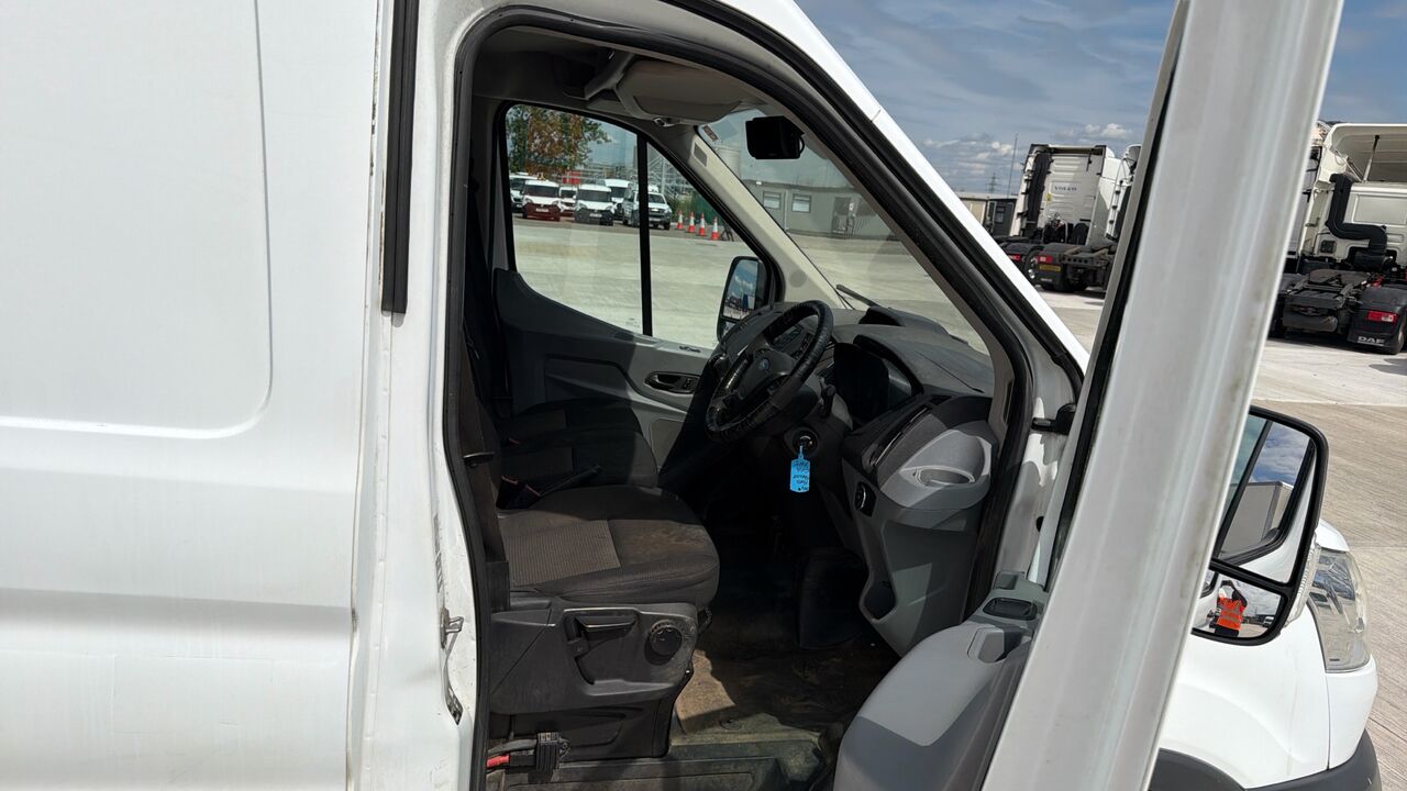 Ford Transit 350 2.2 TDCi 155ps H3 - Furgón: foto 5 Ford Transit 350 2.2 TDCi 155ps H3 - Furgón: foto 5