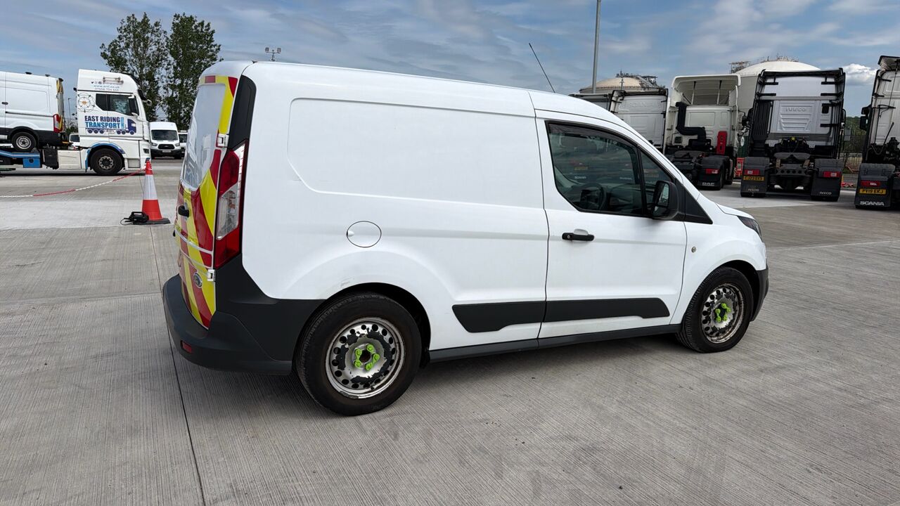 Ford Transit Connect 220 1.5 TDCi 100ps - Furgoneta pequeña: foto 4 Ford Transit Connect 220 1.5 TDCi 100ps - Furgoneta pequeña: foto 4