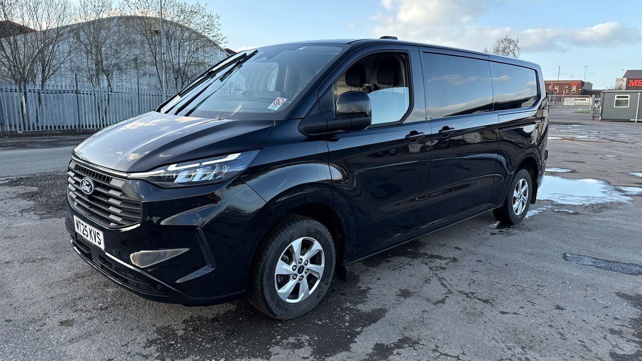 Ford Transit Custom 320 2.0 EcoBlue 136ps Limited - Furgoneta pequeña: foto 2 Ford Transit Custom 320 2.0 EcoBlue 136ps Limited - Furgoneta pequeña: foto 2