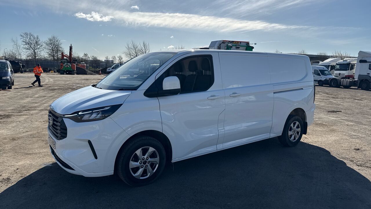 Ford Transit Custom 320 2.0 EcoBlue 136ps imited - Furgoneta pequeña: foto 2 Ford Transit Custom 320 2.0 EcoBlue 136ps imited - Furgoneta pequeña: foto 2