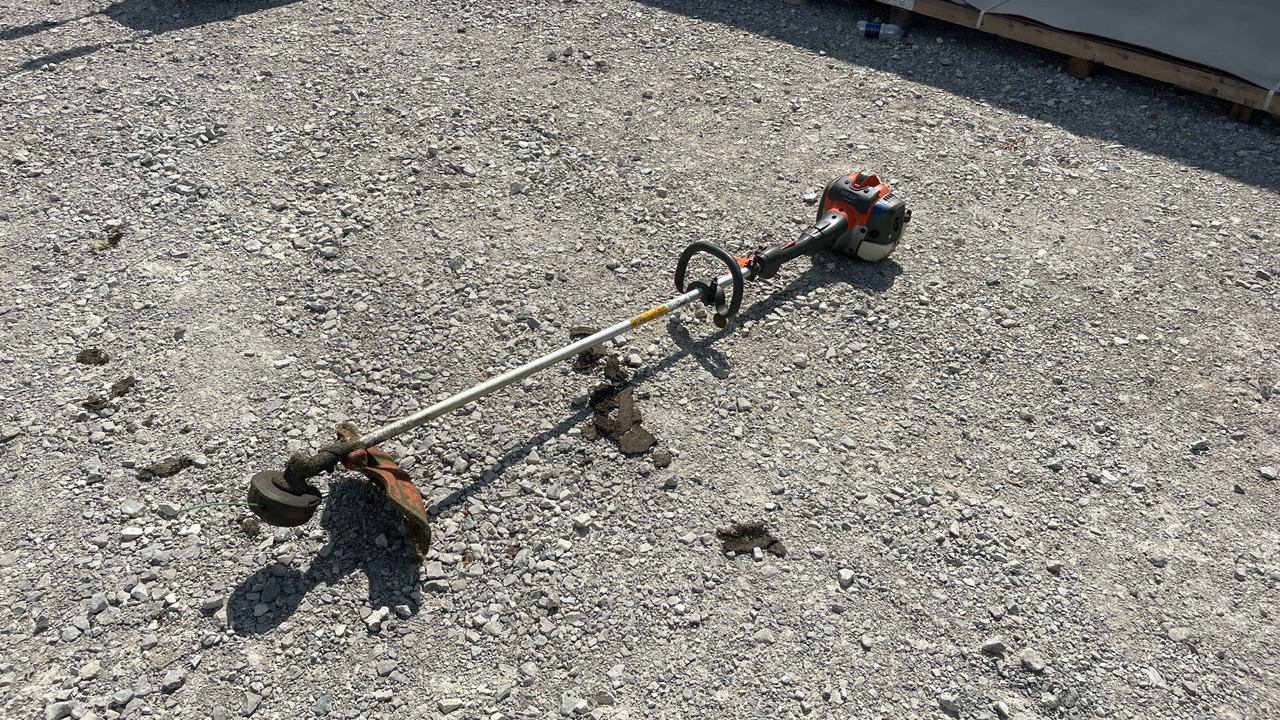 HUSQVANA F25RJX - Equipo de construcción: foto 1 HUSQVANA F25RJX - Equipo de construcción: foto 1