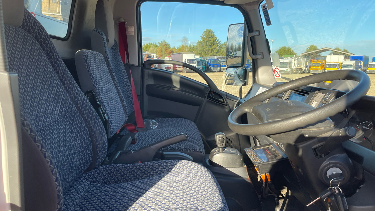 ISUZU N 75.150 - Camión de basura: foto 5 ISUZU N 75.150 - Camión de basura: foto 5