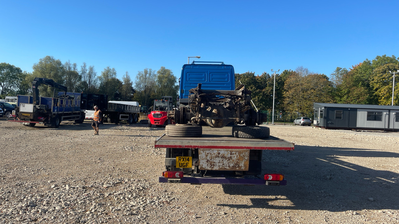 Camión caja abierta IVECO EUROCARGO 180E: foto 10 Camión caja abierta IVECO EUROCARGO 180E: foto 10