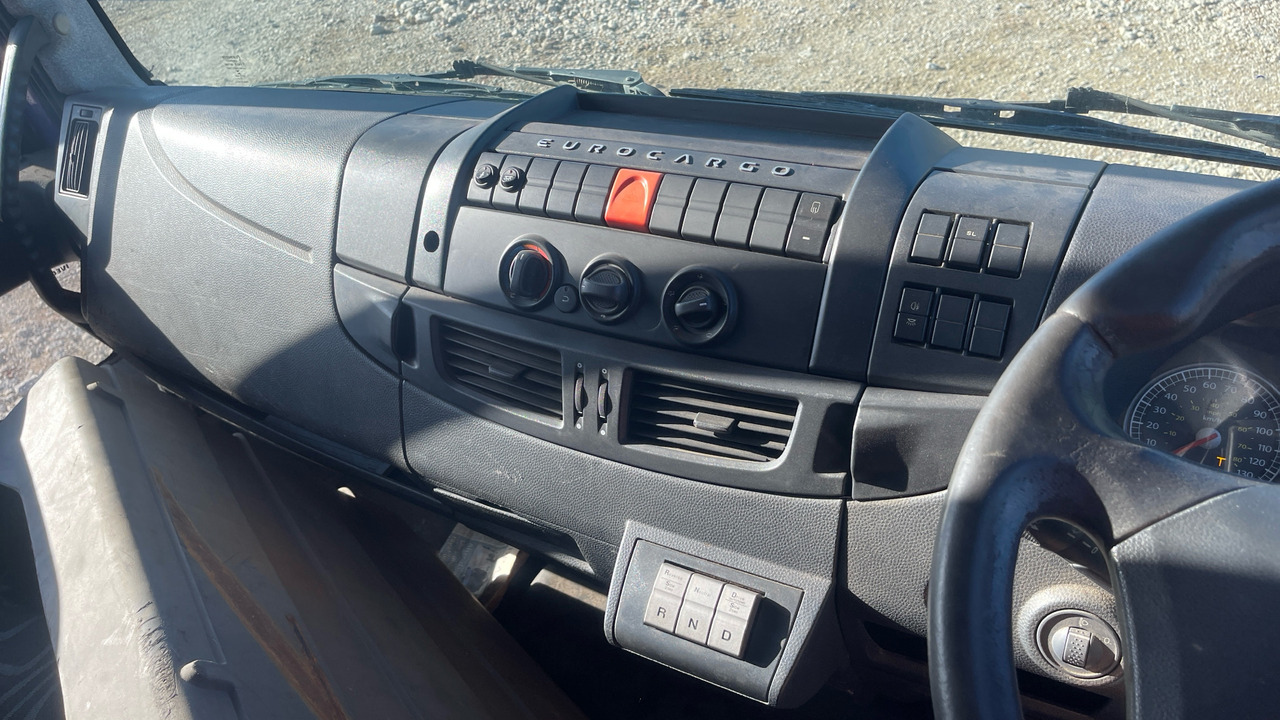 Camión caja abierta IVECO EUROCARGO 180E: foto 7 Camión caja abierta IVECO EUROCARGO 180E: foto 7