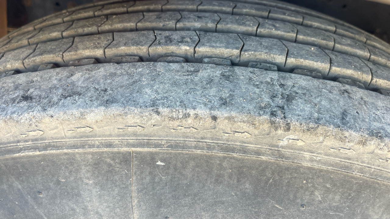 Camión caja abierta IVECO EUROCARGO 180E: foto 17 Camión caja abierta IVECO EUROCARGO 180E: foto 17