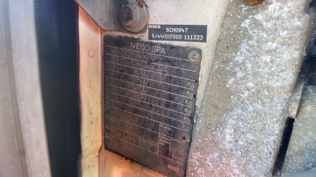 Camión caja abierta IVECO EUROCARGO 180E: foto 12 Camión caja abierta IVECO EUROCARGO 180E: foto 12