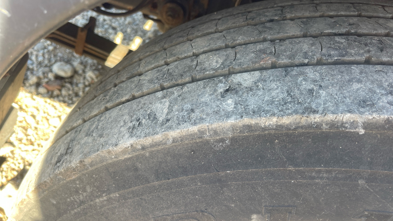 Camión caja abierta IVECO EUROCARGO 180E: foto 14 Camión caja abierta IVECO EUROCARGO 180E: foto 14