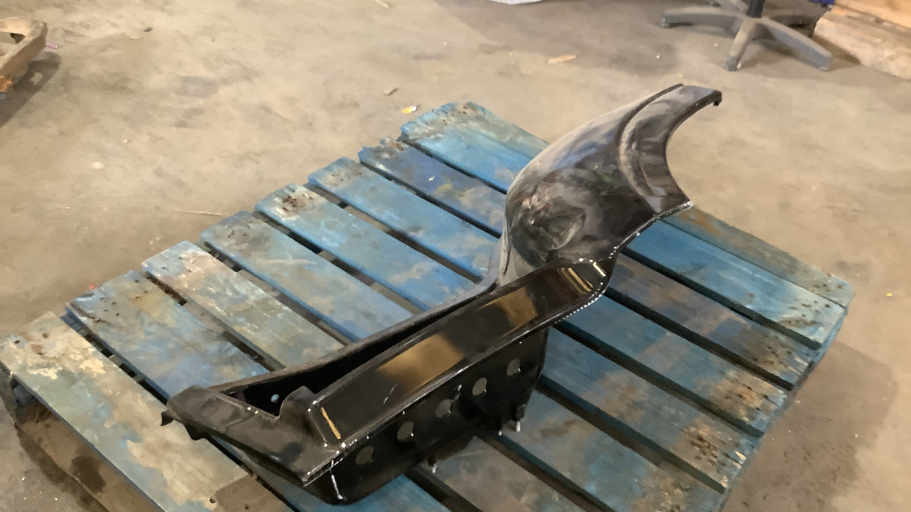 IVECO WHEEL ARCH & STEP - Equipo de construcción: foto 4 IVECO WHEEL ARCH & STEP - Equipo de construcción: foto 4