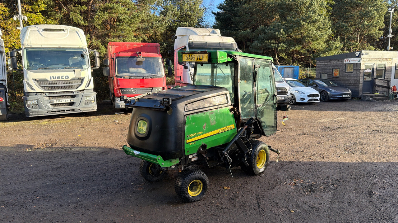 JOHN DEERE 1600 TURBO SERIES 2 - Cortacésped: foto 4 JOHN DEERE 1600 TURBO SERIES 2 - Cortacésped: foto 4