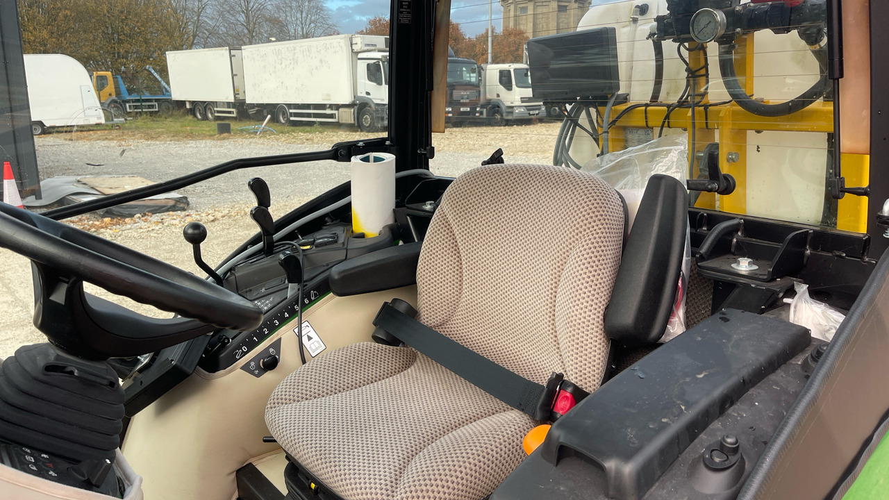 JOHN DEERE 2038R - Tractor: foto 5 JOHN DEERE 2038R - Tractor: foto 5