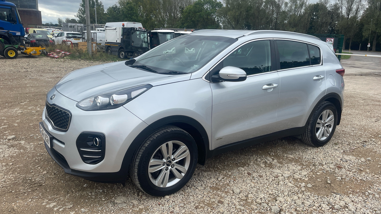 KIA SPORTAGE 2.0 CRDI KX-2 - Hatchback: foto 2 KIA SPORTAGE 2.0 CRDI KX-2 - Hatchback: foto 2