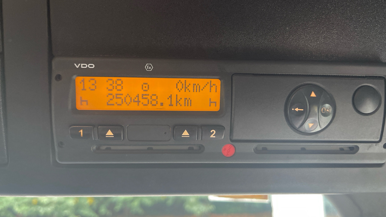 Volquete camión, Camión grúa MERCEDES-BENZ AROCS 3240: foto 9