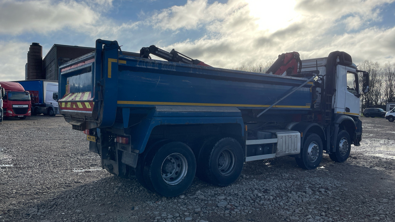 MERCEDES-BENZ AROCS - Volquete camión, Camión grúa: foto 4 MERCEDES-BENZ AROCS - Volquete camión, Camión grúa: foto 4