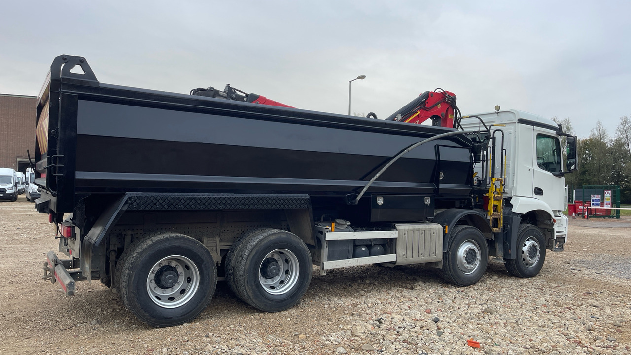 MERCEDES-BENZ AROCS - Volquete camión, Camión grúa: foto 4 MERCEDES-BENZ AROCS - Volquete camión, Camión grúa: foto 4