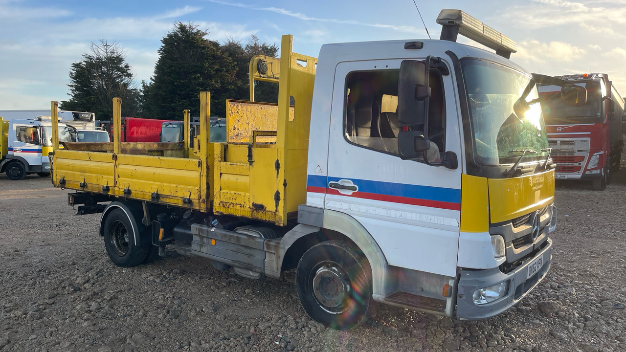 MERCEDES-BENZ ATEGO 816 - Volquete camión: foto 1 MERCEDES-BENZ ATEGO 816 - Volquete camión: foto 1