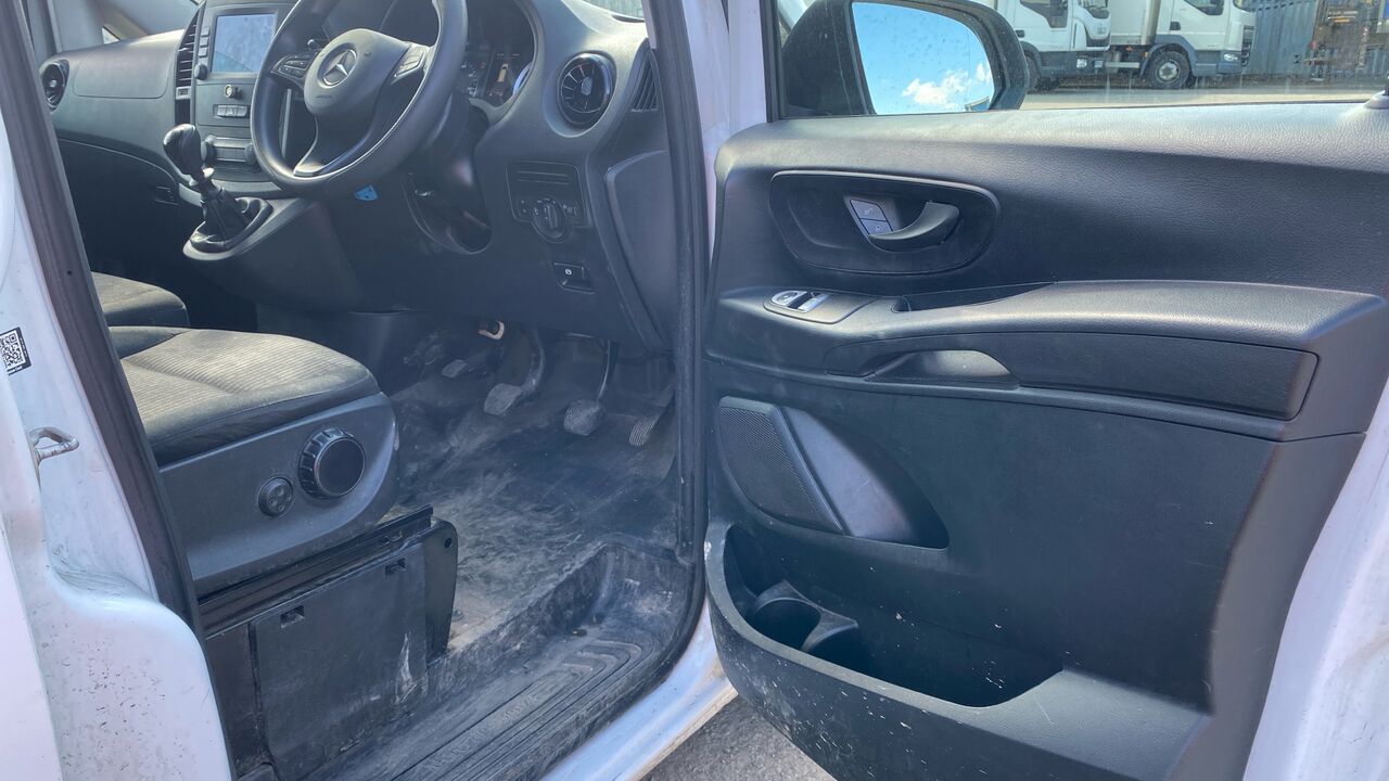 MERCEDES-BENZ VITO 114 CDI - Furgoneta pequeña: foto 5 MERCEDES-BENZ VITO 114 CDI - Furgoneta pequeña: foto 5