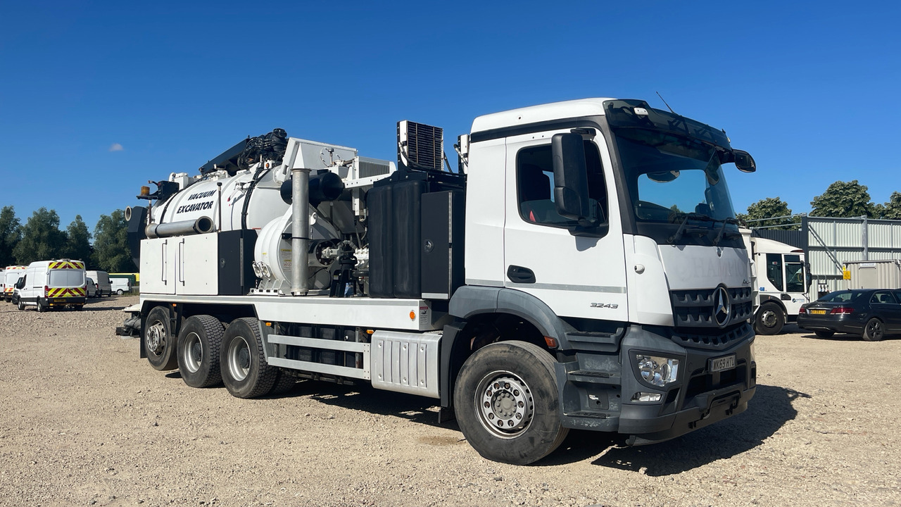 Mercedes-Benz Arocs 3243 - Limpieza de alcantarillado: foto 1 Mercedes-Benz Arocs 3243 - Limpieza de alcantarillado: foto 1