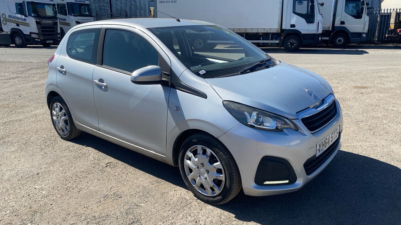 PEUGEOT 108 108 1.0 Active - Hatchback: foto 1 PEUGEOT 108 108 1.0 Active - Hatchback: foto 1