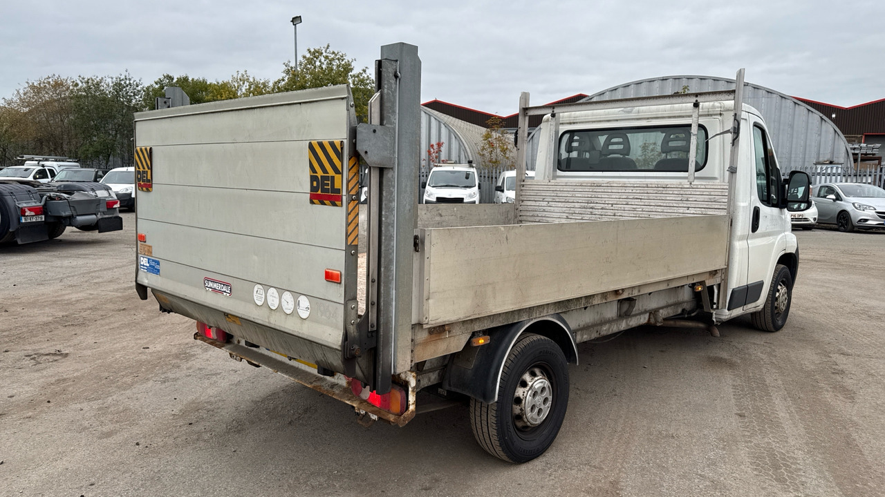 PEUGEOT BOXER 335 2.2 HDI 130PS - Caja abierta furgoneta: foto 4 PEUGEOT BOXER 335 2.2 HDI 130PS - Caja abierta furgoneta: foto 4