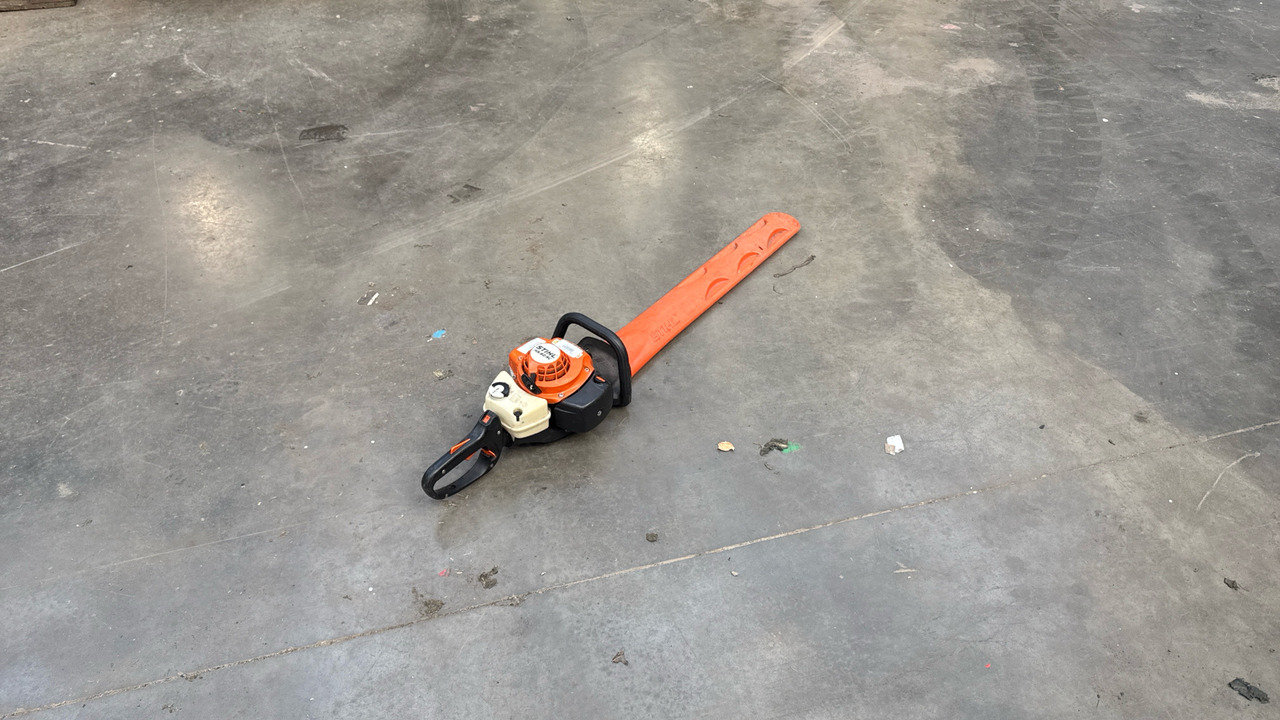 STIHL HS B2 RC HEDGE CUTTER - Equipo de construcción: foto 1 STIHL HS B2 RC HEDGE CUTTER - Equipo de construcción: foto 1