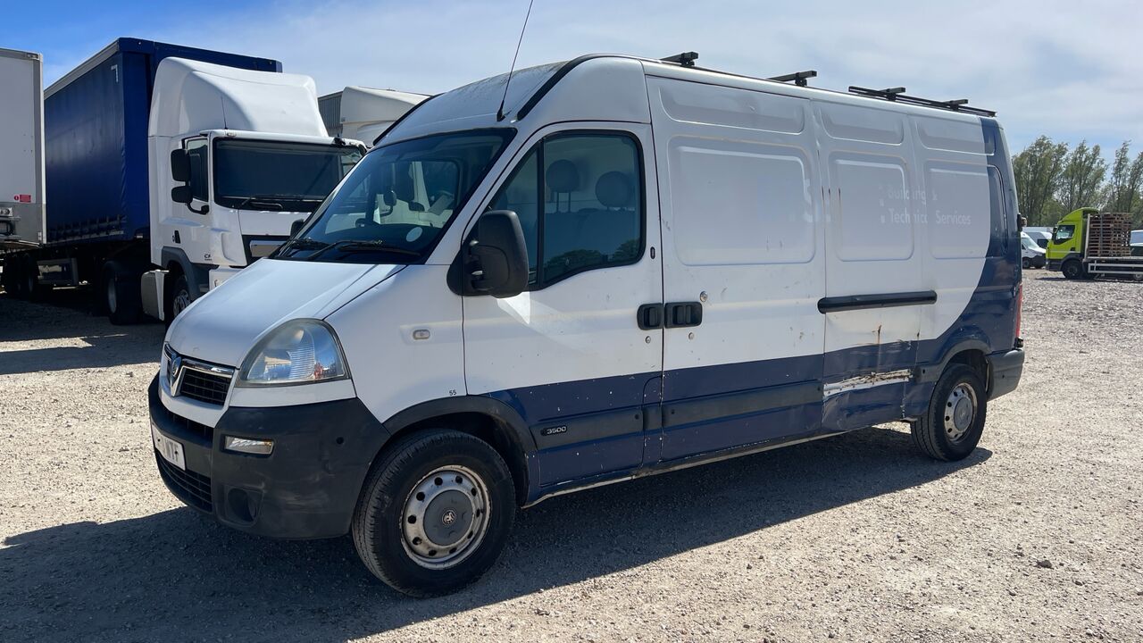 VAUXHALL MOVANO 3500 2.5 CDTI 100PS - Furgón: foto 2 VAUXHALL MOVANO 3500 2.5 CDTI 100PS - Furgón: foto 2