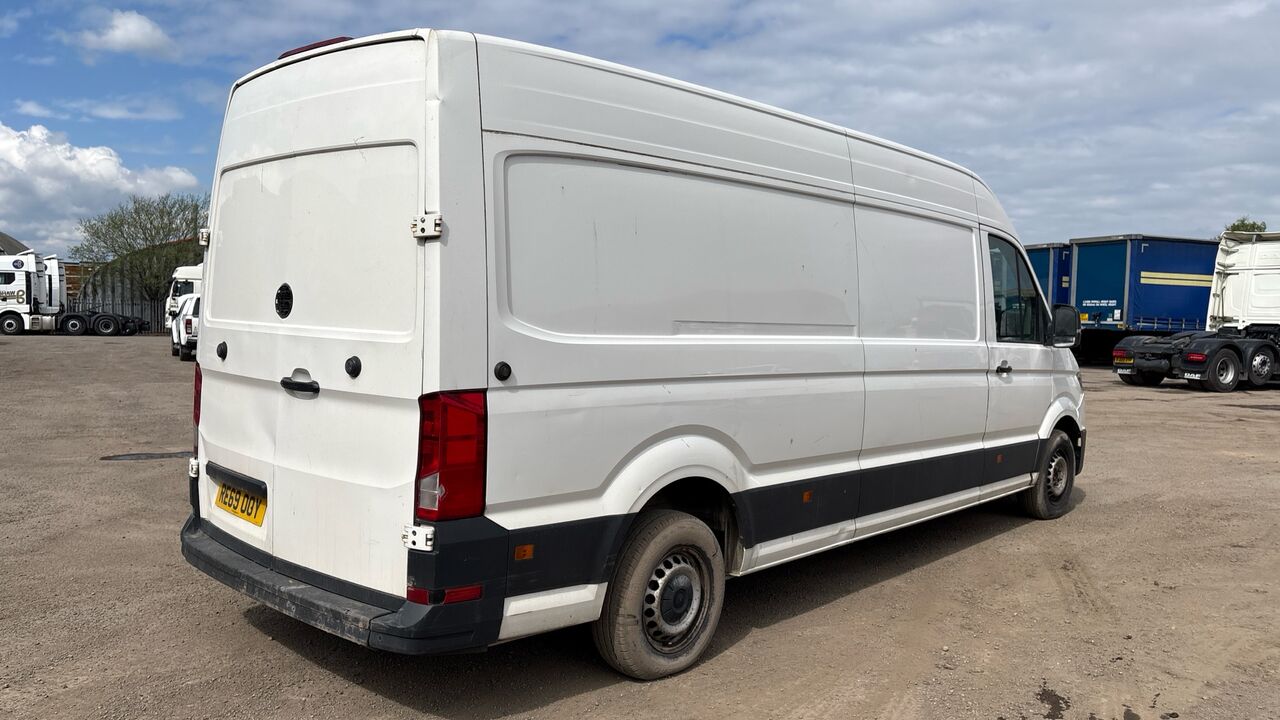VOLKSWAGEN CRAFTER 2.0 TDI 140PS Trendline - Furgón: foto 5 VOLKSWAGEN CRAFTER 2.0 TDI 140PS Trendline - Furgón: foto 5