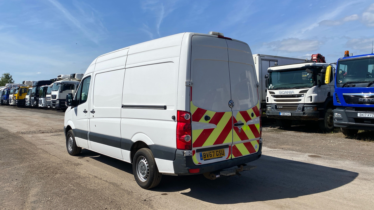 VOLKSWAGEN CRAFTER CR35 2.0 TDI BMT 109PS - Furgón: foto 3 VOLKSWAGEN CRAFTER CR35 2.0 TDI BMT 109PS - Furgón: foto 3