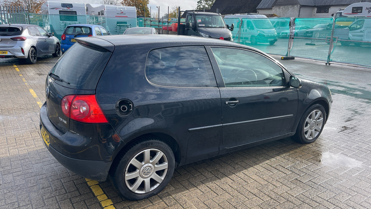 VOLKSWAGEN GOLF 2.0 GT FSI - Hatchback: foto 4 VOLKSWAGEN GOLF 2.0 GT FSI - Hatchback: foto 4