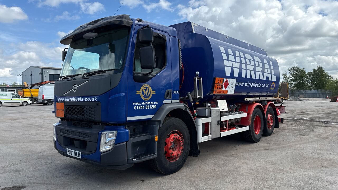 VOLVO FE 320 - Cisterna camión: foto 2 VOLVO FE 320 - Cisterna camión: foto 2
