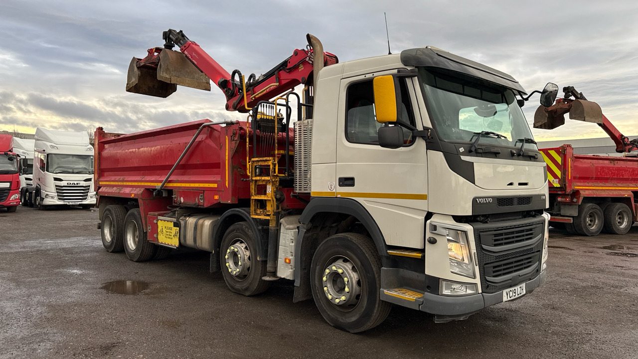 Volvo FM 410 - Volquete camión, Camión grúa: foto 1 Volvo FM 410 - Volquete camión, Camión grúa: foto 1