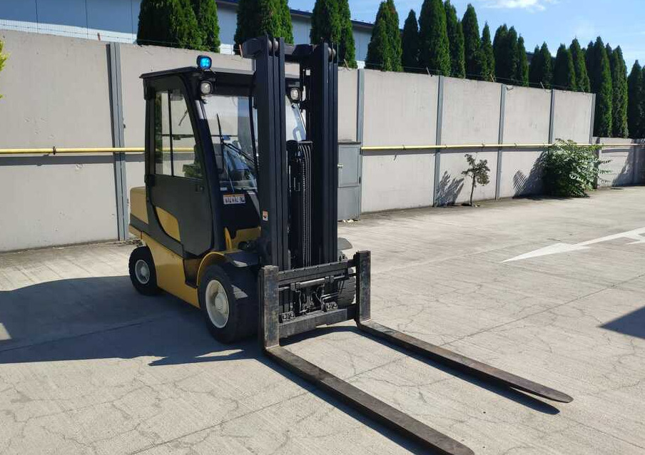 Yale GDP35VX - Carretilla elevadora diésel: foto 2 Yale GDP35VX - Carretilla elevadora diésel: foto 2