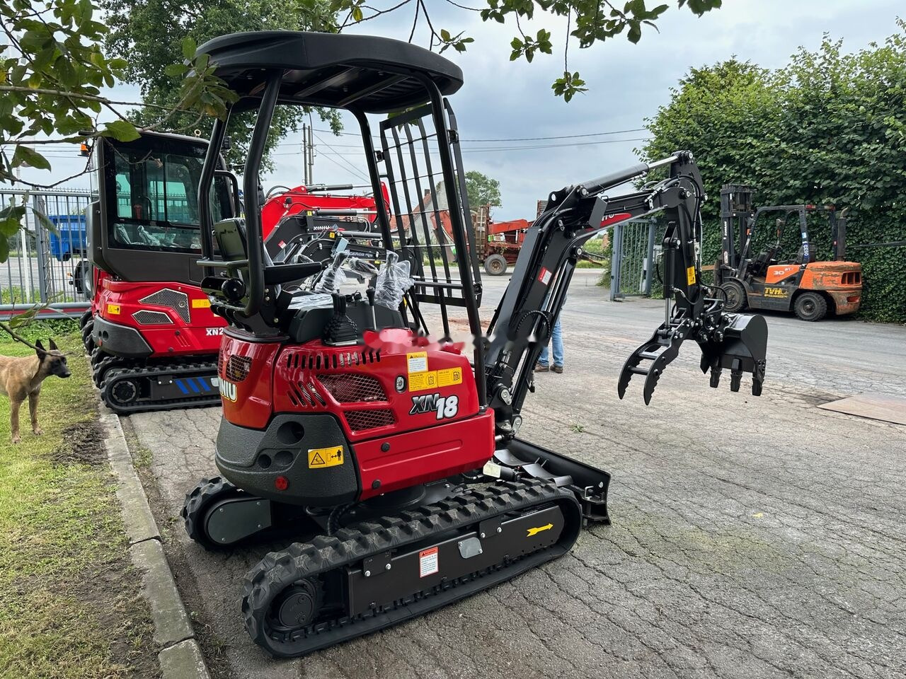 Rhinoceros XN18 - Miniexcavadora: foto 2 Rhinoceros XN18 - Miniexcavadora: foto 2