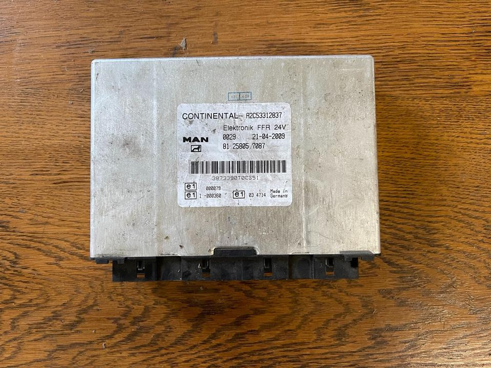 MAN CONTINENTAL VDO Elektronik FFR Steuergerät Nr 81.25805.7087 - Unidad de control para Camión: foto 1 MAN CONTINENTAL VDO Elektronik FFR Steuergerät Nr 81.25805.7087 - Unidad de control para Camión: foto 1