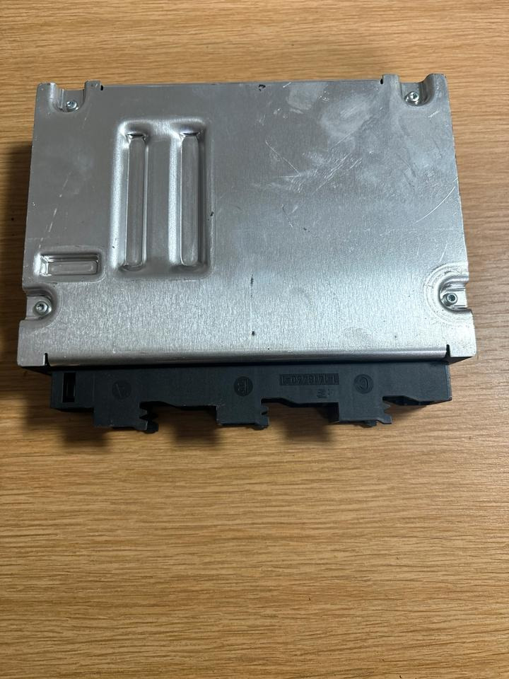 MAN Continental Elektronik PTM Steuergerät 81.25805-7116 - Unidad de control para Camión: foto 2 MAN Continental Elektronik PTM Steuergerät 81.25805-7116 - Unidad de control para Camión: foto 2