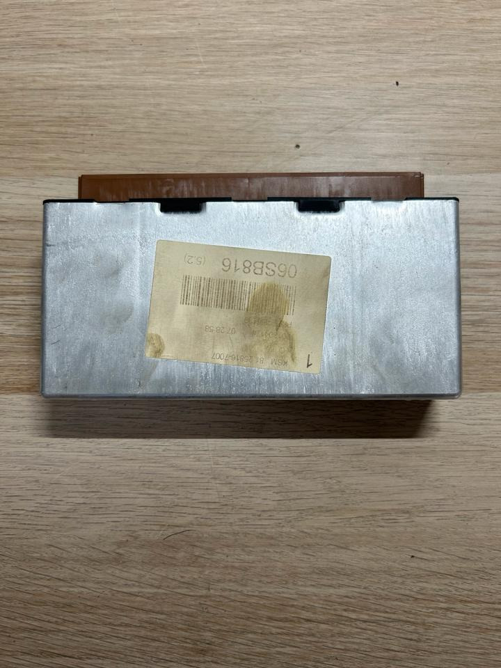 MAN KSM Continental Steuergerät 81.25816.7007 - Unidad de control para Camión: foto 4 MAN KSM Continental Steuergerät 81.25816.7007 - Unidad de control para Camión: foto 4