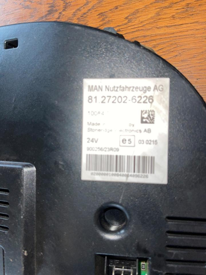 MAN Kombiinstrument Tacho 81272026226 - Salpicadero para Camión: foto 2 MAN Kombiinstrument Tacho 81272026226 - Salpicadero para Camión: foto 2